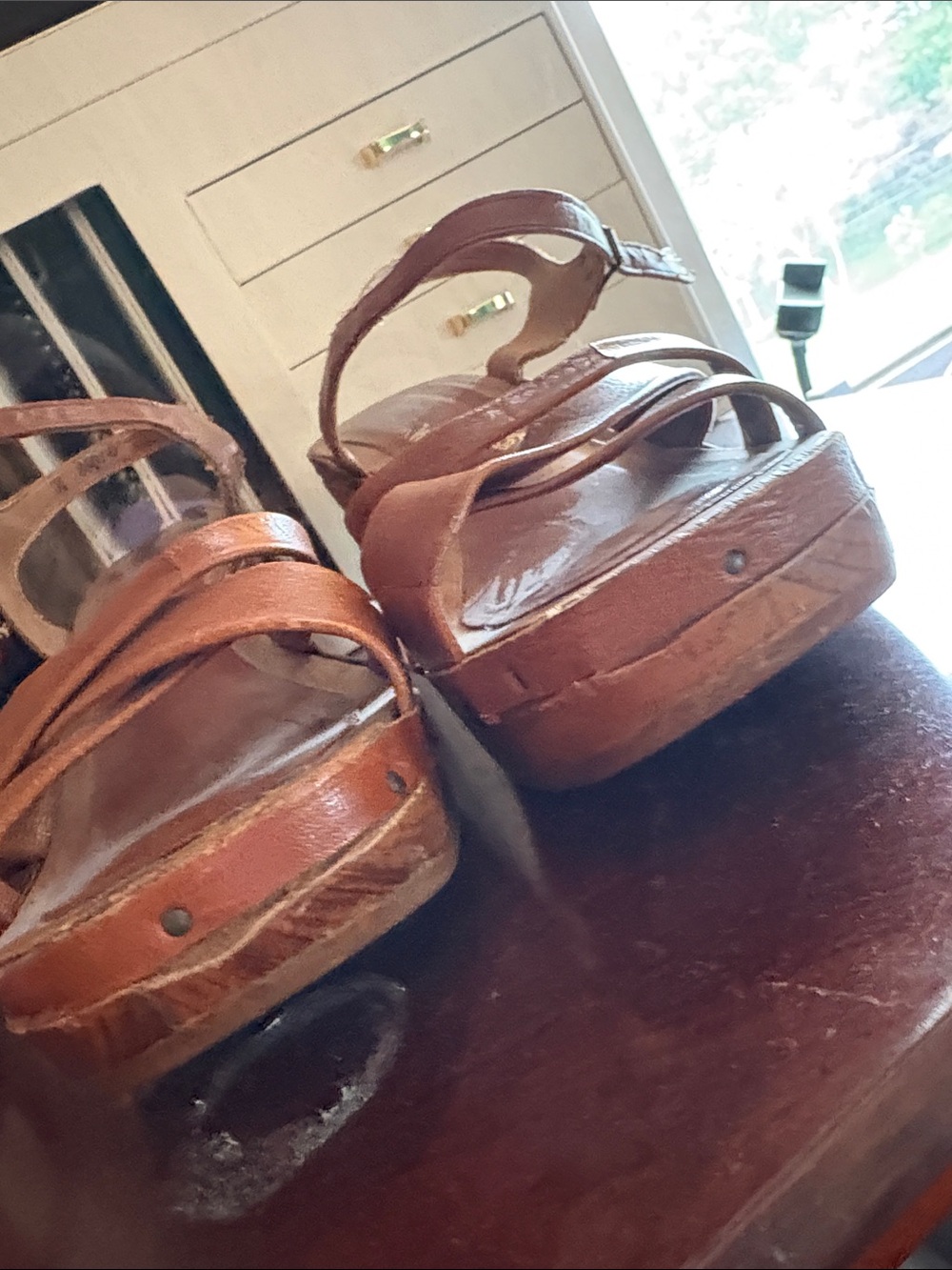 1970s Woodworks by Thom McaAn Thom McAn Brown Leather Wood-Effect Wedge Sandals - Picture 16 of 16
